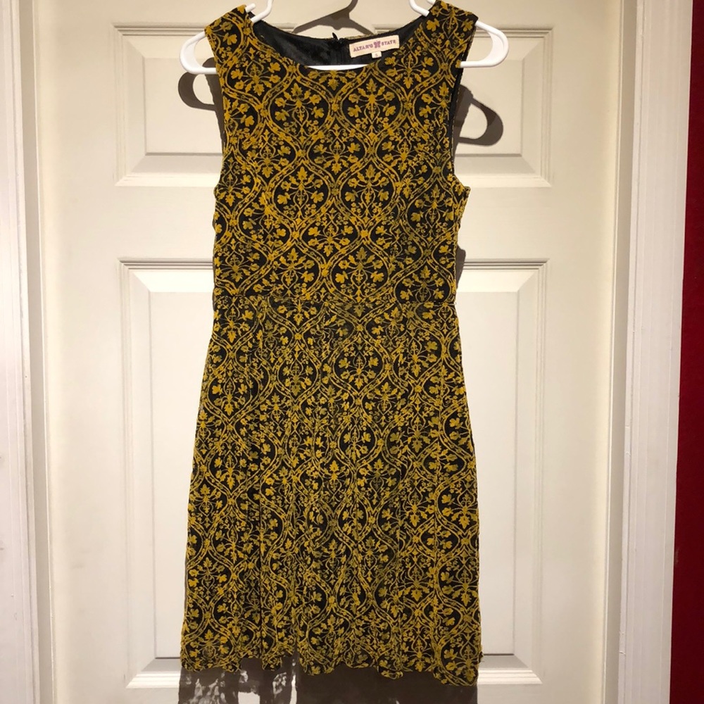 Altar’d State black and mustard small dress